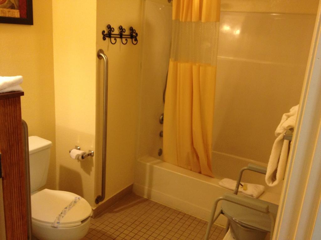 Park Avenue Inn & Suites Victorville Ruang foto