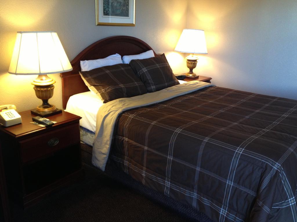 Park Avenue Inn & Suites Victorville Ruang foto